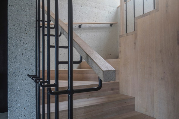 Bauentz, Meldung, Architektur, architecture, �sterreich, Austria, Tirol, Tyrol, Haus Welser, Mutters, ao architekten, G�nter Richard Wett, housing, Wohnhaus, Einfamilienhaus, single family house, home, mountains, Berge, Alpen, Alps, Sichtbeton, concrete, exposed concrete, Holz, wood, roof Dach, Wipptal, Innsbruck