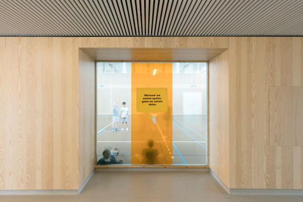 Baunetz, Meldungen, Architektur, Projekte, Belgien, Knokke-Heist, NL Architects, Basisschool De Vonk, Scholencampus De Vonk De Pluim, Schulgebude, primary school, Passiefschool, Passivschule, canadian well, Vulkan, Vorbau, Vollwrmeschutz, green roof, Marcel van der Burg