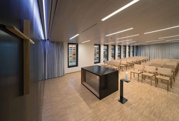 stammheim, jva, gefngnis, jutiz, beton, stuttgart, deutscher herbst, raf, sicherheit, architektur, knast, neubau, erweiterung, erffnung, panoptikum, hof, gefngnishof, mbel, bnke, zelle, zellen, Justizvollzugsanstalt, ludwigsburg, unterkunft, Michael Tmmers, strafe, haft