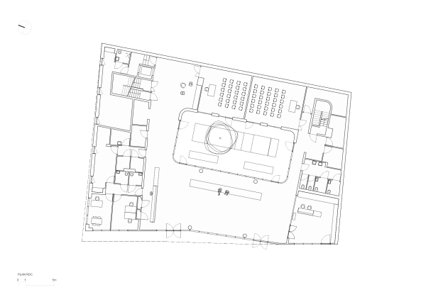 Baunetz, Meldung, Architektur, architecture, 2017, Antiono Virga, Frankreich, France, french, franz�sisch, Lot, Cahors, Toulouse, Luc Boegly, Centre d'H�bergement et d'Accueil, CHAI, Jugendherberge, Unterkunft, youth hostel, S�dfrankreich, southern france, Tourismus, Hotel, Innenhof, courtyard, Geschlossenheit, closed, Pont Valentr�