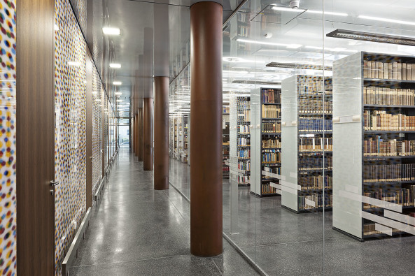 Hierl Architekten, Landshut, Mnchen, Staatsarchiv, Klinker, Ziegel, Sichtziegel, L, Winkel, Wettbewerb, Baunetz, Corten, Stahlbeton