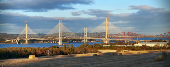 Queensferry Crossing, Schr�gkabelbr�cke, Firth of Fourth, Schottland, drei Pylone, �berlappende Kabel