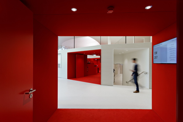 Schneider Schumacher, architekten, mannheim, tagungszentrum, hrsaal, neubau, erweiterung, schloss, mannheimer, campus, barock, hochschule, business school, schneider+schumacher, hrsaal, schneider+schumacher, baden-wrttemberg, uni, universitt, seminarrume, tagung, Kirsten Bucher, jrg hempel