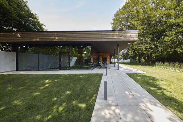 Freizeitbad in Offenburg von 4a Architekten