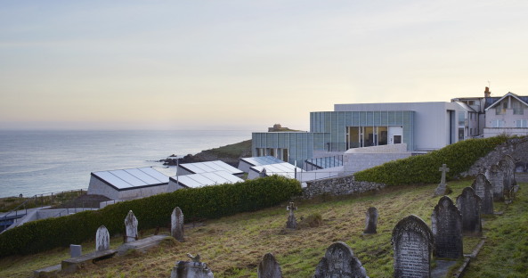 Jamie Fobert erweitert Tate St Ives