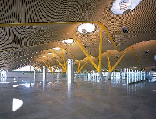 Terminal 4 des Madrider Flughafens erffnet