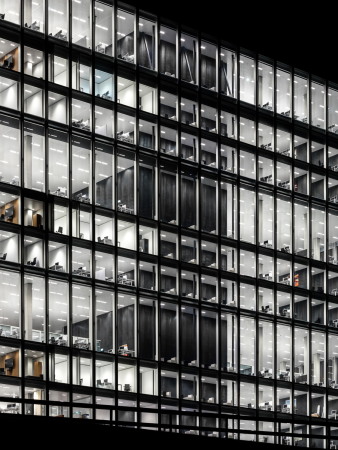 ... die auch nachts Einblicke gew�hrt.