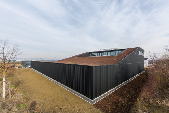 Firmenzentrale in Mainz von Schoyerer Architekten_Syra