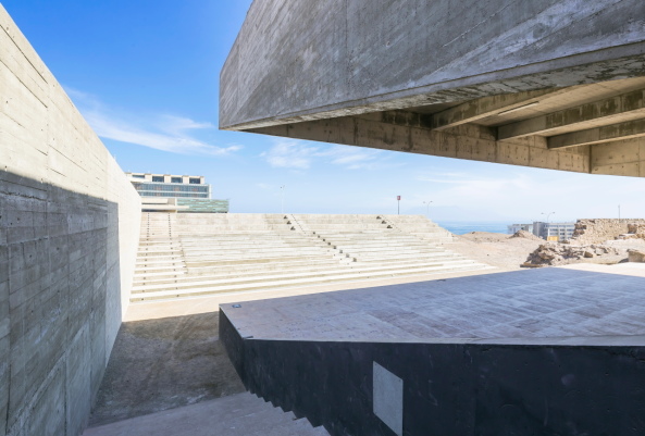 Theater, Freilufttheater, Neubau, Beton, Atacama Desert, Wste, Huanchaca, Sergio Pirrone, Ramn Coz, Marco Polidura, Benjamn Ortiz, Sebastin Alvarez