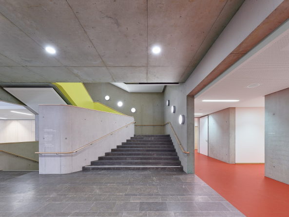 Schule in Nrnberg von Lederer Ragnarsdttir Oei