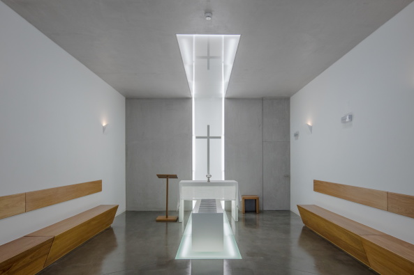 Gemeindezentrum, Plano Humano Arquitectos, Lissabon, Portugal, Kirche