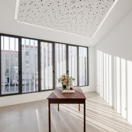 Gemeindezentrum, Plano Humano Arquitectos, Lissabon, Portugal, Kirche