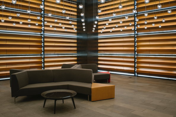 Brogebude von Anmahian Winton Architects