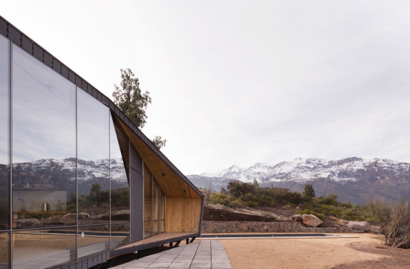 Gonzalo Iturriaga Arquitectos, Santiago de Chile, San Esteban, Anden, Bergh�tte, Wochenendhaus, weekend house, mountain cabin, Federico Cairoli, Refugio para un monta�ista