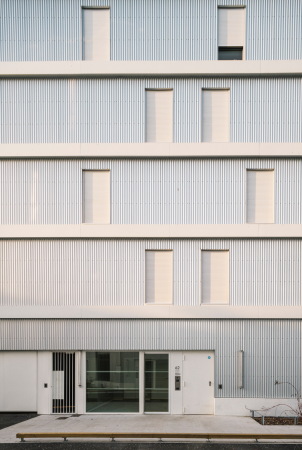 sozialer Wohnungsbau, Passage, Fassadenbegrnung, Sockelgeschoss, Ateliers O-S Architects, Nantes,  Quartiersentwicklung