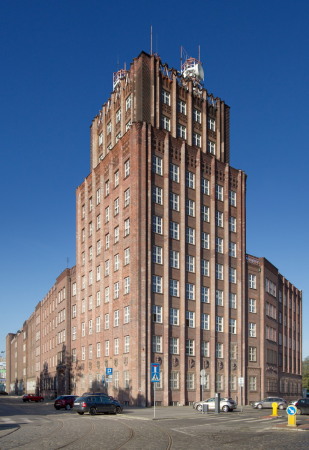 Architektur des Expressionismus, Fragments of Metropolis, Crowdfunding, Buchreihe, Osteuropa, East, Tschechien, Polen, Ungarn, Slowakei