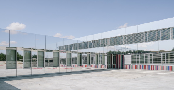 Schule, Fassade, Spiegel, Hof, Erdgeschoss, Neubau