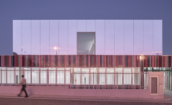 Schule, Fassade, Spiegel, Hof, Erdgeschoss, Neubau