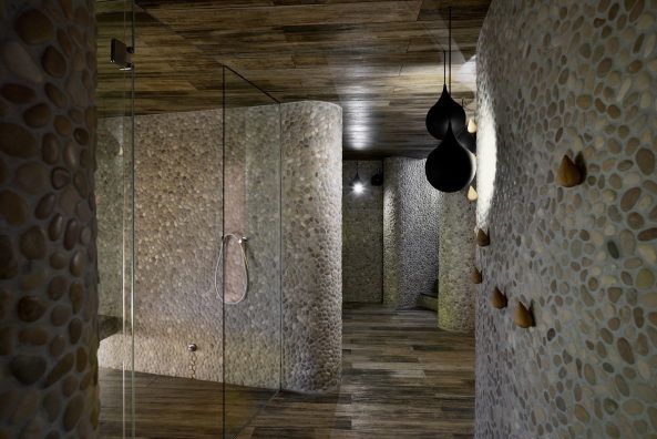 Enota, Hotel Plesnik, Wellness, Sauna, Pool, Tourismus, Alpen, Panorama, Slowenien, Logar-Tal, Ljubljana, Miran Kambič