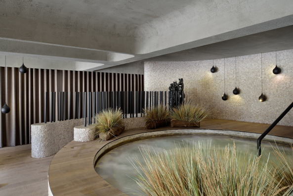 Enota, Hotel Plesnik, Wellness, Sauna, Pool, Tourismus, Alpen, Panorama, Slowenien, Logar-Tal, Ljubljana, Miran Kambič