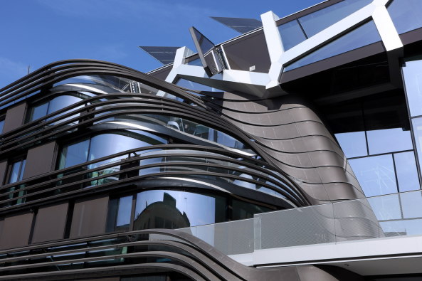 Falkeis Architects, Vaduz, PCM-Klimaflgel, Latentwrmespeicherung, PV-Tracking, Phasenwechselmaterial, Marxner, Marxer Active Energy Building