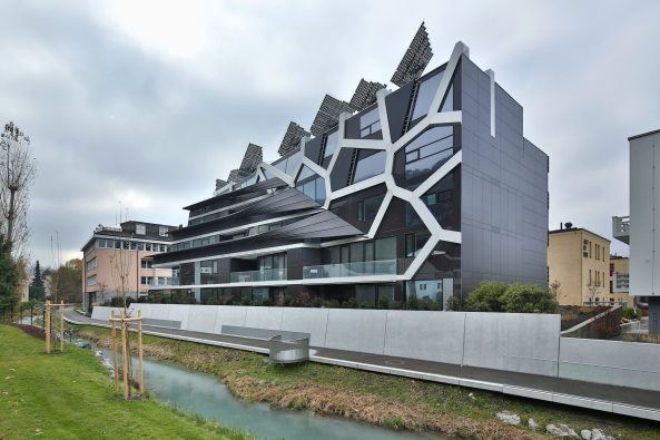 Falkeis Architects, Vaduz, PCM-Klimaflgel, Latentwrmespeicherung, PV-Tracking, Phasenwechselmaterial, Marxner, Marxer Active Energy Building