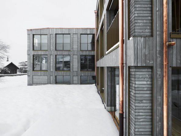 Holzbauweise, Wetzikon, Schweiz, idA Architekten, Wohnen, Mehrfamilienhaus, offenliegendes Treppenhaus