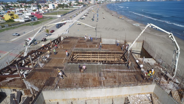 rojkind arquitectos, Mexiko, Boca del Rio, Theater, Bau am Wasser, Beton, Auenanlage