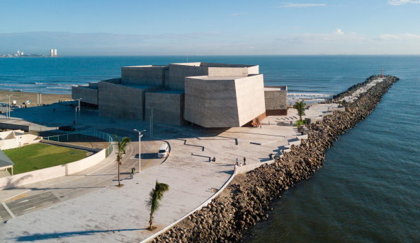 rojkind arquitectos, Mexiko, Boca del Rio, Theater, Bau am Wasser, Beton, Auenanlage