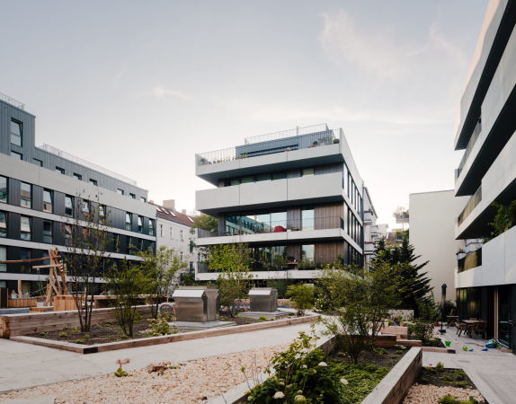 Wohnungsbau, Baugruppe, Dachgarten, Innenhof, zanderroth, Nachverdichtung, density, urban
