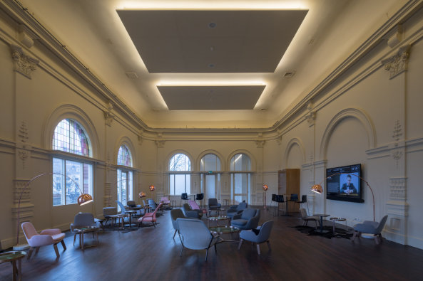 Konzertsaal in Arnheim von Van Dongen-Koschuch