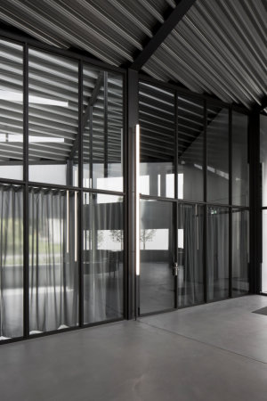 Aluminium, Berghang, Christ Gantenbein, Stefano Graziani, Sheddach, f�nflappig, List, Kundencenter