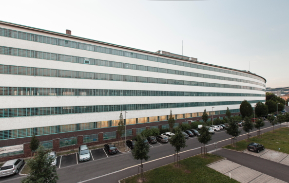 Denkmalgesch�tzt: Der Bau von Peter Behrens und Alexander Popp