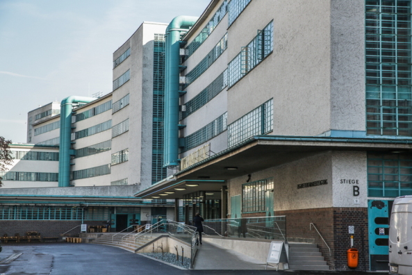 Bau von Peter Behrens und Alexander Popp