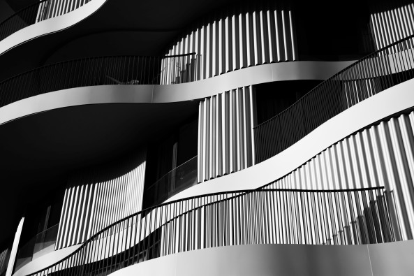 Farshid Moussavi , Montpellier, Wohnen, Balkone, Wohnturm, Metallfassade