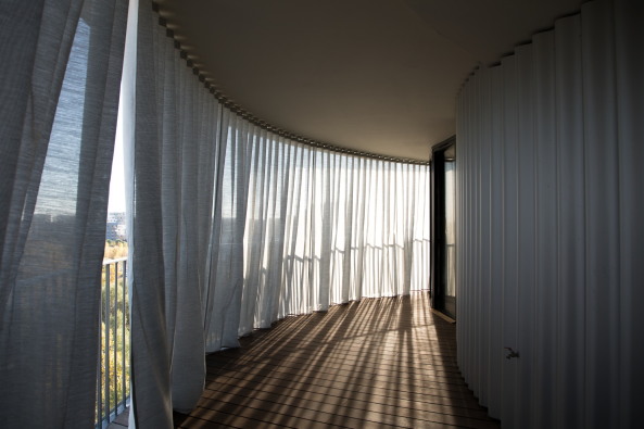 Farshid Moussavi , Montpellier, Wohnen, Balkone, Wohnturm, Metallfassade