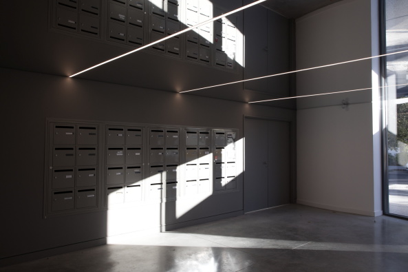 Farshid Moussavi , Montpellier, Wohnen, Balkone, Wohnturm, Metallfassade