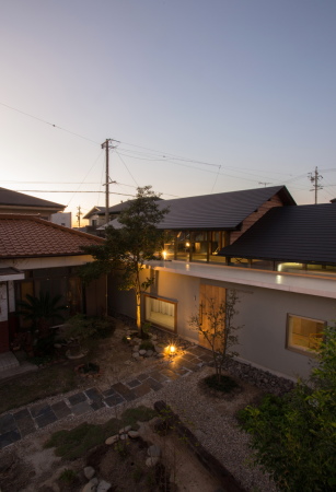 Japan, 1-1 Architects, Holz, Wohnen, Yuki Kamiya, Shoichi Ishikawa, living, Umbau,renovation