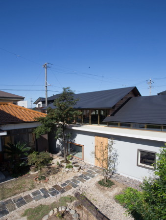Japan, 1-1 Architects, Holz, Wohnen, Yuki Kamiya, Shoichi Ishikawa, living, Umbau,renovation
