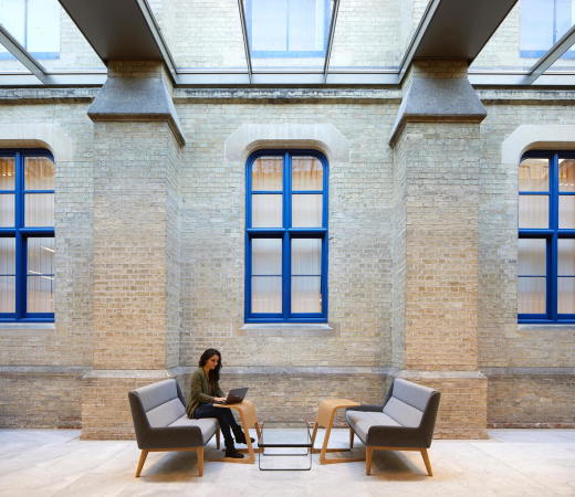 Wirtschaftshochschule, Simon Sainsbury Centre, Klinker, Farbe, Stanton Williams Architects, John Outram, Universitt Cambridge