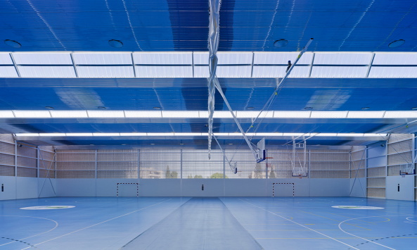 MCEA, Manuel Costoya, Puig d�en Valls, Ibiza, Sporthalle, Sportzentrum, perforiertes Mauerwerk, Oberfl�chen