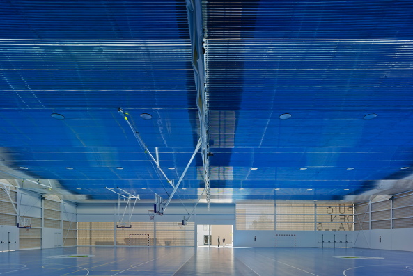 MCEA, Manuel Costoya, Puig d�en Valls, Ibiza, Sporthalle, Sportzentrum, perforiertes Mauerwerk, Oberfl�chen