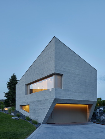 Huser, Husum, Malte und Silja Timm, Haus Hochleitner, LP Architektur, Haus am Bumle, Bernardo Bader, Schaeffer Architecture and Technology, Haus E 20, Pliezhausen, Steimle Architekten