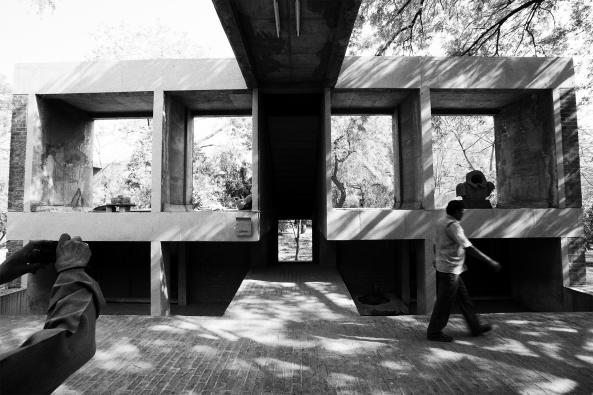 Balkrishna Doshi, Ahmedabad, Le Corbusier, Louis Khan, Life Insurenace Corporation Housing, Kamala, Indologie, Premabhai Hall, Sangath, Aranya, Amdavad Ni Gufa