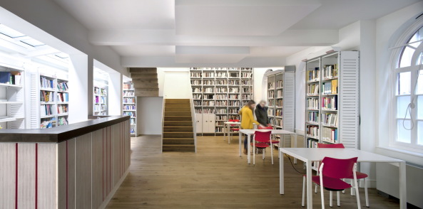 Londoner Instituto Cervantes von Binom Architects