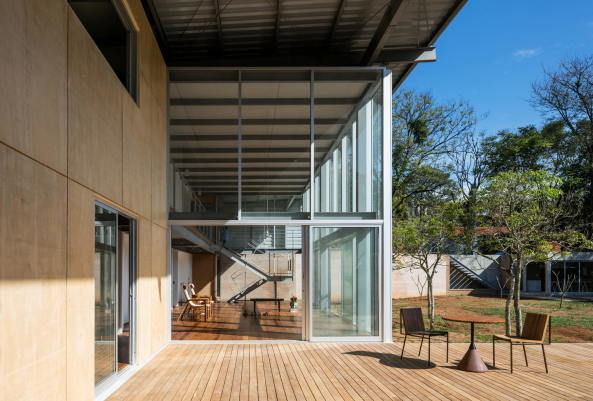 Andrade Morettin Arquitetos, T.R. Residence, Wohnhaus, Dach, Haus im Haus, Carapicuiva, Brasilien, So Paulo