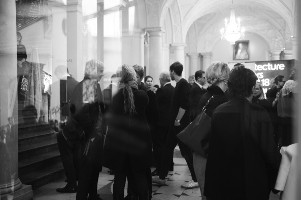 Architecture Matters, Nadin Heinich, plan A, M�nchen, Christiane Thalgott, Erion Veliaj, Elisabeth Merk, Julian Nida-R�melin , Saskia van Stein, Chris Dercon, Reinier de Graaf, J�rgen Bruns-Berentelg, Hafen City, Ulrich H�ller, Andrej Holm, Carsten Loll