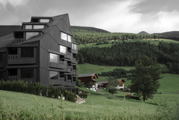 Alpenhotel in Sdtirol von Pedevilla Architekten