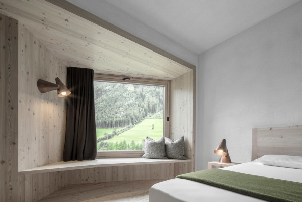 Alpenhotel in Sdtirol von Pedevilla Architekten