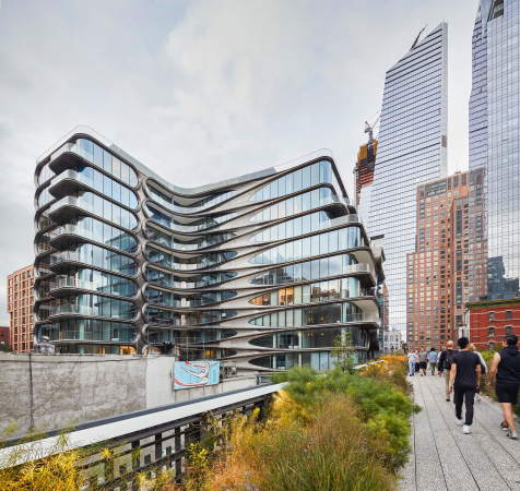 Zaha Hadid Architects, New York, Highline, Chelsea, Luxuswohnen, Metallfassade, Dynamik, Split-Level